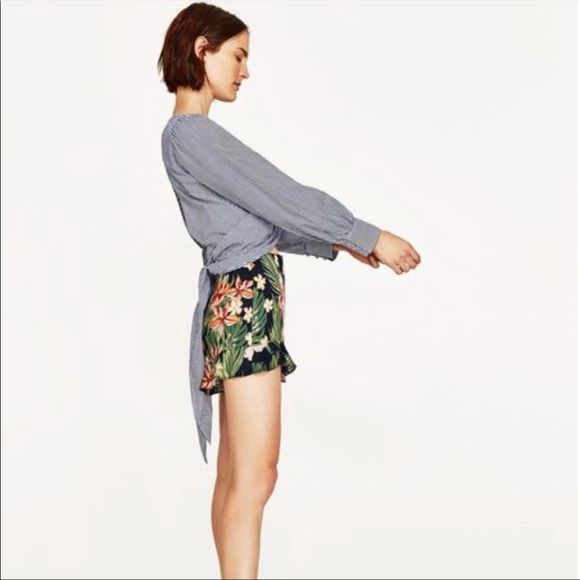 ZARA Wrap blouse with backless bow back - Picture 3 of 9